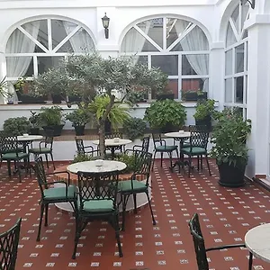 Hotell Olivos ***
