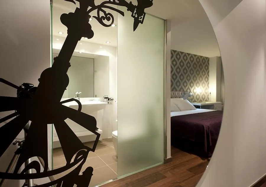 Ikonik Ramblas Barcelona Hotel